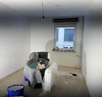 KERNSANIERTE EIN ZIMMERWOHNUNG MIT GARTENNUTZUNG! - Krefeld Cracau KERNSANIERTE EIN ZIMMERWOHNUNG MIT GARTENNUTZUNG! - Krefeld Cracau