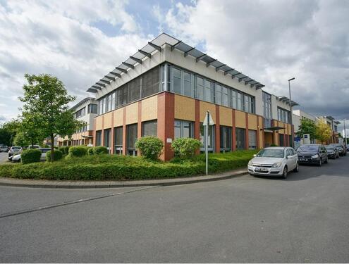 Foto - Optimales Büro im 1. OG: Flexibel mietbar, zentral & mit professionellem Service.