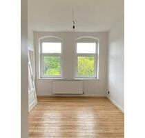 Schön sanierter heller Altbau durch Architektin mit Einbauküche, Badewanne, Dielen und Innenhof! - Hannover Linden-Limmer