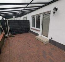 EG 4 Zi. EBK, Dusche, überdachte Terrasse, Garten, Stellplatz - Gnarrenburg