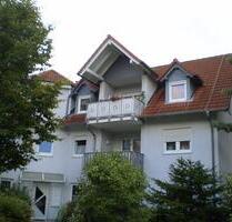 Schöne helle 2-Zimmer-DG-Wohnung 68 qm zentrale Lage - Lauterbach (Hessen)