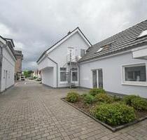 6055 - Gemütliche 3-Zimmer-Erdgeschosswohnung mit Terrasse & EBK in Eversten! - Oldenburg Dobbenviertel