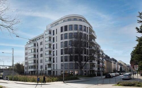 Foto - BEGEHRT: TIEFGARAGENPLÄTZE Frankfurt-Sachsenhausen Waidmannstraße