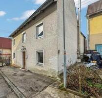 Zweifamilienhaus in Herbertingen mit Potenzial