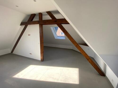 Foto - Modernes Single Dachgeschoß Apartment