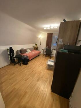 Foto - Drei Zimmer Wohnung - 700,00&nbsp;EUR Kaltmiete, ca.&nbsp; 64,00&nbsp;m&sup2;