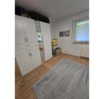 Gepflegte 3-Zimmer-Souterrain-Wohnung mit Terrasse in Plettenberg