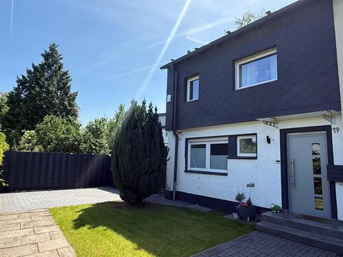 Foto - Reihenendhaus Haus Renoviert Pool Küche Klima Eigenheim Traumhaus