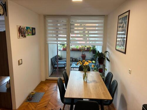 Foto - Geräumige und hervorragend erhaltene Wohnung in Pula (Istrien)
