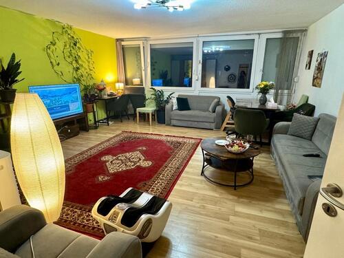Foto - Geräumige 2-Zi-Whg (71m²) mit Keller TG und excelenter Anbindung