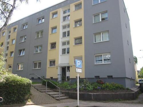 Foto - Wohn(t)raum! Bezugsfertige 3,5-Zimmer Wohnung mit Balkon in bevorzugter Lage