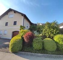 Attraktives 6-Zimmer-EFH in ruhiger Hanglage (provisionsfrei) - Pleiskirchen