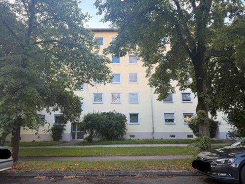 Foto - Schöne 3-Zimmer-Wohnung in Berg-am-Laim mit Loggia - vermietet