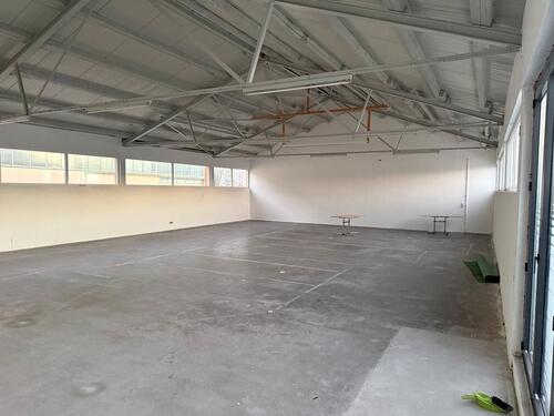 Foto - Lagerhalle Villingen - 2.450,00&nbsp;EUR Kaltmiete, ca.&nbsp; 330,00&nbsp;m&sup2;