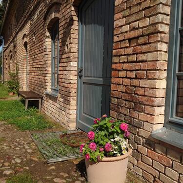 Foto - Wunderschöne möblierte Wohnung mit Garten