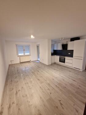 Foto - Moderne 2-Zimmer-Eigentumswohnung mit Einbauküche, Balkon,Stellpl