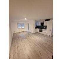 Moderne 2-Zimmer-Eigentumswohnung mit Einbauküche, Balkon,Stellpl - Billigheim
