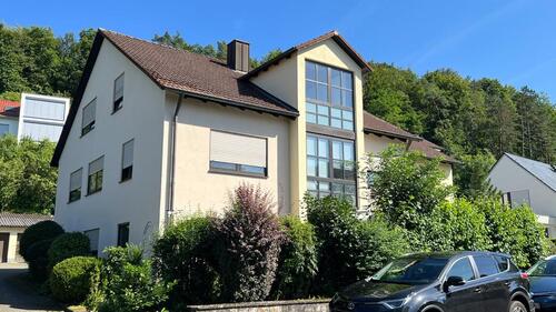 Foto - Schöne 4-Zimmer-Wohnung mit Stellplatz, gr. Keller in Retzstadt