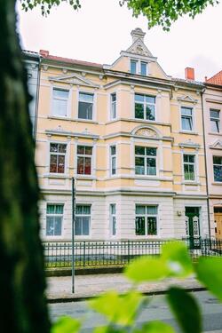 Foto - 2-Zimmer-Wohnung mit großem Balkon in zentraler Lage