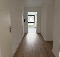 Charmante Dachgeschosswohnung: Helle 3 Zimmer mit optimalem Schnitt - Kuppenheim