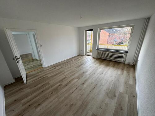 Foto - Neu renovierte 3 Zimmer Wohnung