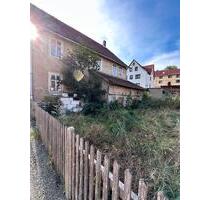 Mehrfamilienhaus mit 2 Gärten - 60.000,00 EUR Kaufpreis, in Floh-Seligenthal (PLZ: 98593)