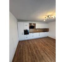 Sanierte 4 Zimmer Wohnung 145qm - Linden