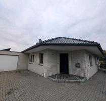 Walmdach Bungalow - 510.000,00&nbsp;EUR Kaufpreis, ca.&nbsp; 118,00&nbsp;m&sup2; in Brüggen (PLZ: 41379)
