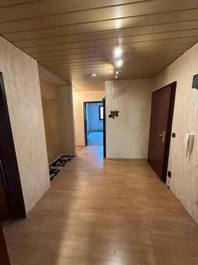 Foto - Helle 3,5-Zimmer-Wohnung mit Balkon und Garage (Korber Höhe)