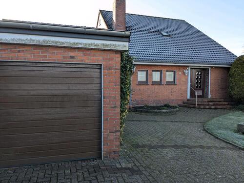 Foto - Einfamilienhaus mit Einliegerwohnung in Bloherfelde