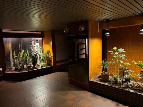 Foto - Renovierte 2 Zimmer-Wohnung in Köln-Weiden, Tiefgarage , Aufzug