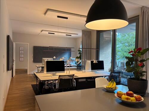Foto - Moderner Schreibtischplatz im Prenzlauer Berg – zentral, ruhig, Hightech