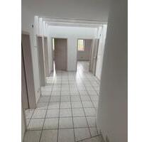 4 Zimmer DG 110qm Reichelsheim - 880,00&nbsp;EUR Kaltmiete, ca.&nbsp; 110,00&nbsp;m&sup2; in Reichelsheim (Odenwald) (PLZ: 64385)