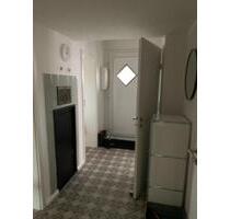 Möblierte 3,5 Wohnung mit Balkon in Essen Holsterhausen - sofort