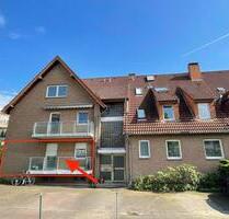 Frisch renoviert und viel Ruhe! 2 Zimmer Wohnung mit EBK und Balkon - Bad Pyrmont