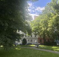 1A-Lage, Exklusive 2-Zimmer-Altbau-Wohnung am Park mitten in Alt-Sachsenhausen - Frankfurt am Main