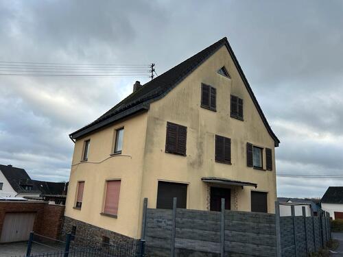 Foto - 9 Zimmer Mehrfamilienhaus, Wohnhaus zum Kaufen in Anhausen