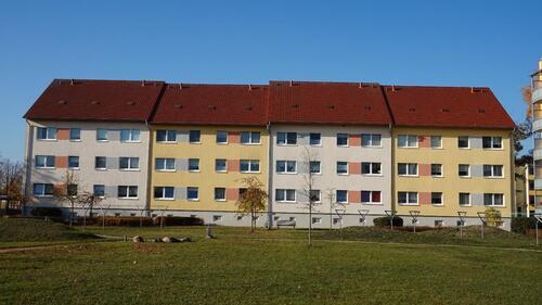 Foto - 3-Raum-Wohnung im Mehrfamilienhaus