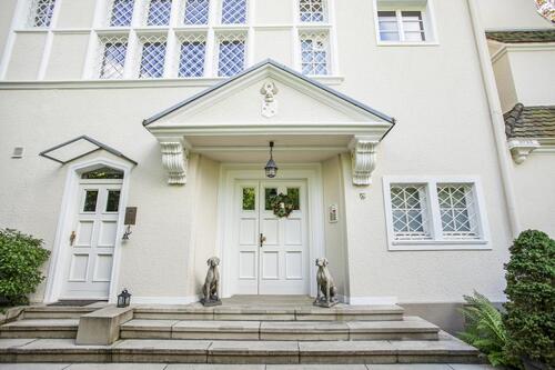 Foto - Büro mit herrlichem Blick , frischgestrichen - sofort Bezug möglich
