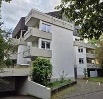 Sanierte 3,5 Zi DG Wohnung mit Balkon + EBK in Emmendingen