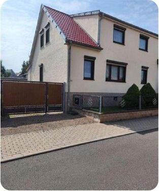 Foto - Gepflegte Doppelhaushälfte mit Einliegerwohnung