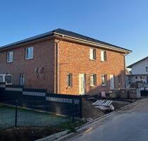Neubau Doppelhaushälfte -> Hausberge Tielosen -> März 2026 - Porta Westfalica