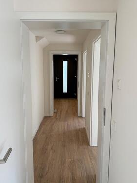 Foto - 3-Zimmer Wohnung zu vermieten - 1.050,00&nbsp;EUR Kaltmiete, ca.&nbsp; 74,00&nbsp;m&sup2;