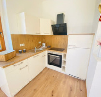 In Renovierung I Sonniger Balkon I Tageslichtbad mit Wanne I Moderne Einbauküche - Dresden Cotta