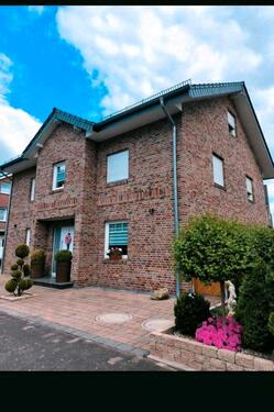 Foto - Einfamilienhaus mit Doppelgarage ❗Provisionsfrei❗