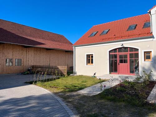 Foto - 130 m² Wohnung mit Garten in ruhiger Lage