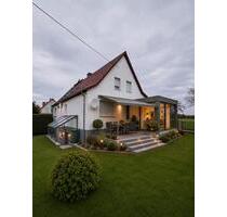 Doppelhaushälfte, Wohnhaus mit Garten, Garage - Bad Lausick