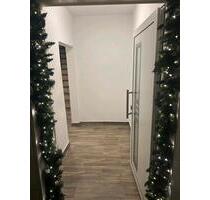 Helle 4-Zimmer-Wohnung auf 3 Etagen - ca. 80m², eigener Eingang - Ennepetal