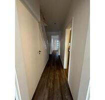 Reihenmittelhaus zur Miete - 1.500,00&nbsp;EUR Kaltmiete, ca.&nbsp; 100,00&nbsp;m&sup2; in Trappenkamp (PLZ: 24610)