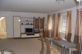 Foto - Biete eine elegante möblierte Wohnung